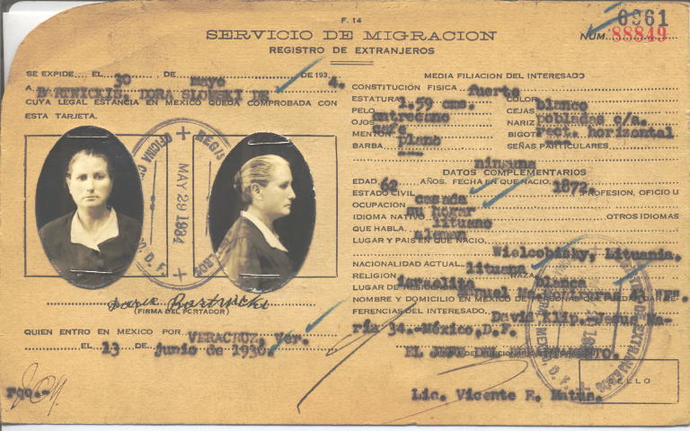 Dora Barinickis / Slomski