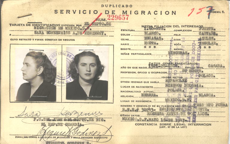 Sara Korzewny, Schneweiss de