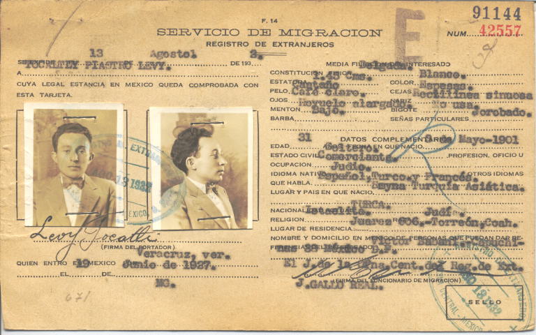 Levy Tocaltly, Piastro