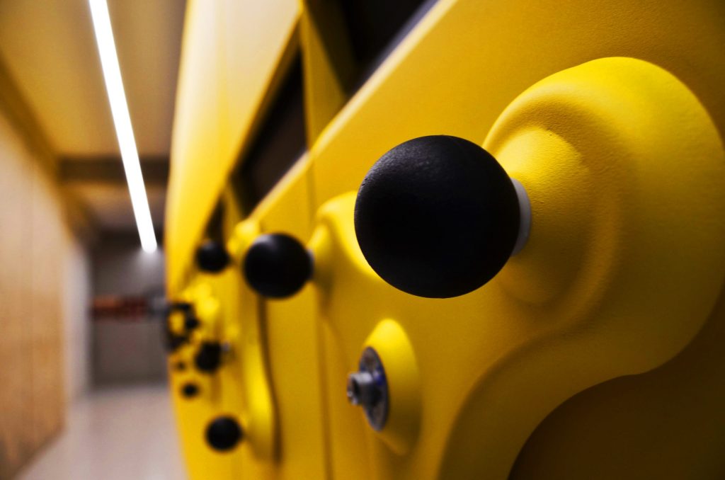 Los libros del "Fondo Hebreo" Antiguo de nuestra biblioteca se resguardan en las mejores condiciones posibles en nuestras instalaciones.